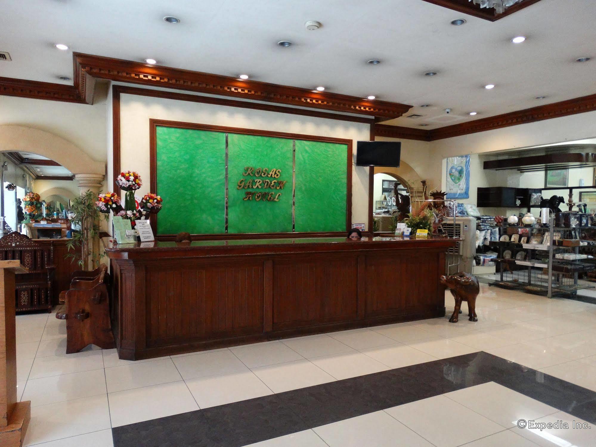 OYO 653 Rosas Garden Hotel Manila Exteriör bild